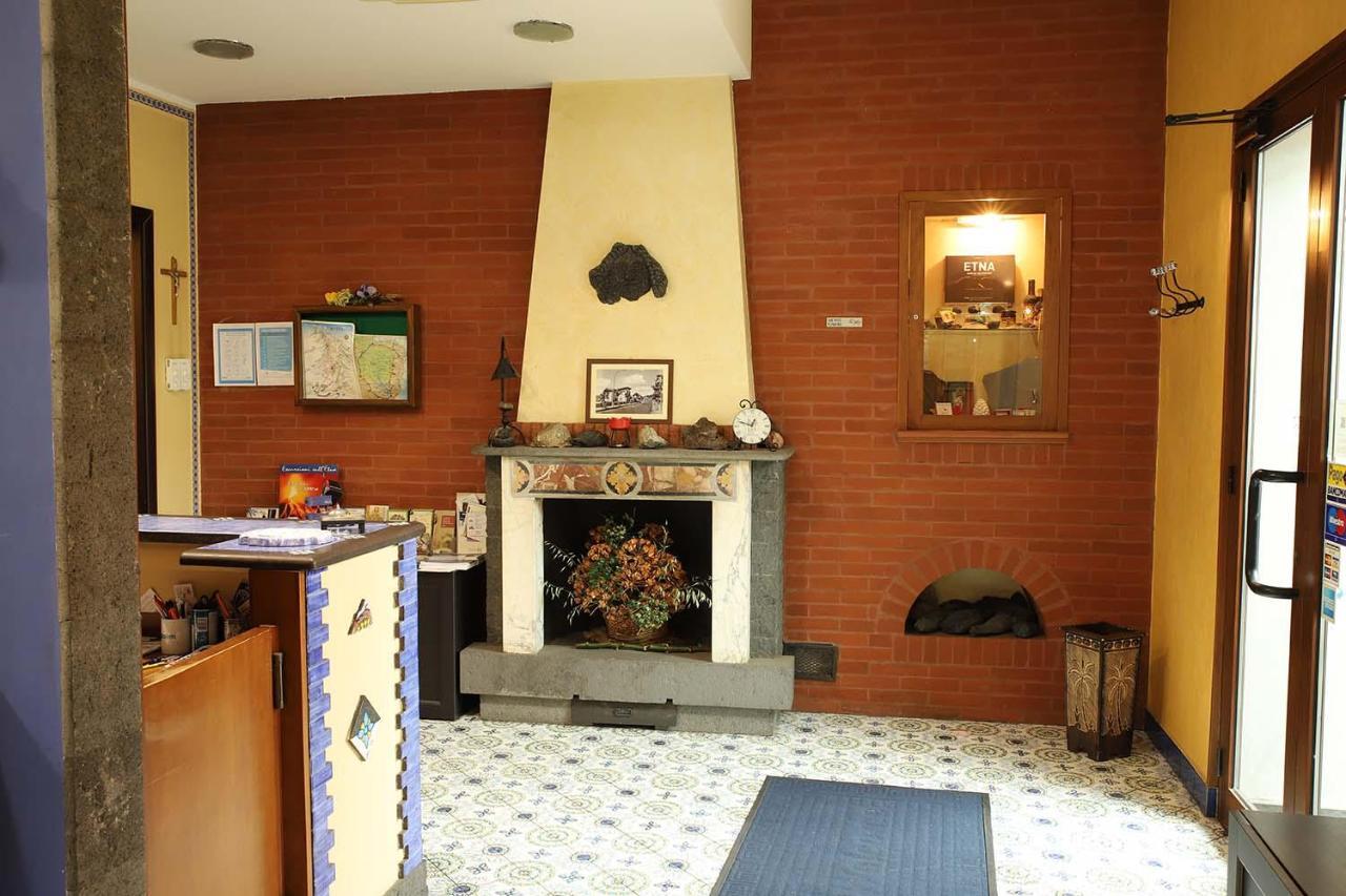 Hotel Alle Pendici ニコロージ エクステリア 写真