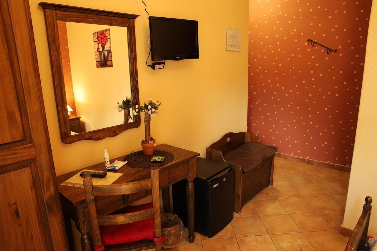 Hotel Alle Pendici ニコロージ エクステリア 写真